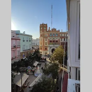 https://la-casa-de-las-flores-cadiz.es-andalucia.com